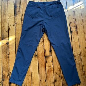 Gaiam Men’s 36x32 Pants Performance Grey Activewear Pockets Sleek Casual Comfort